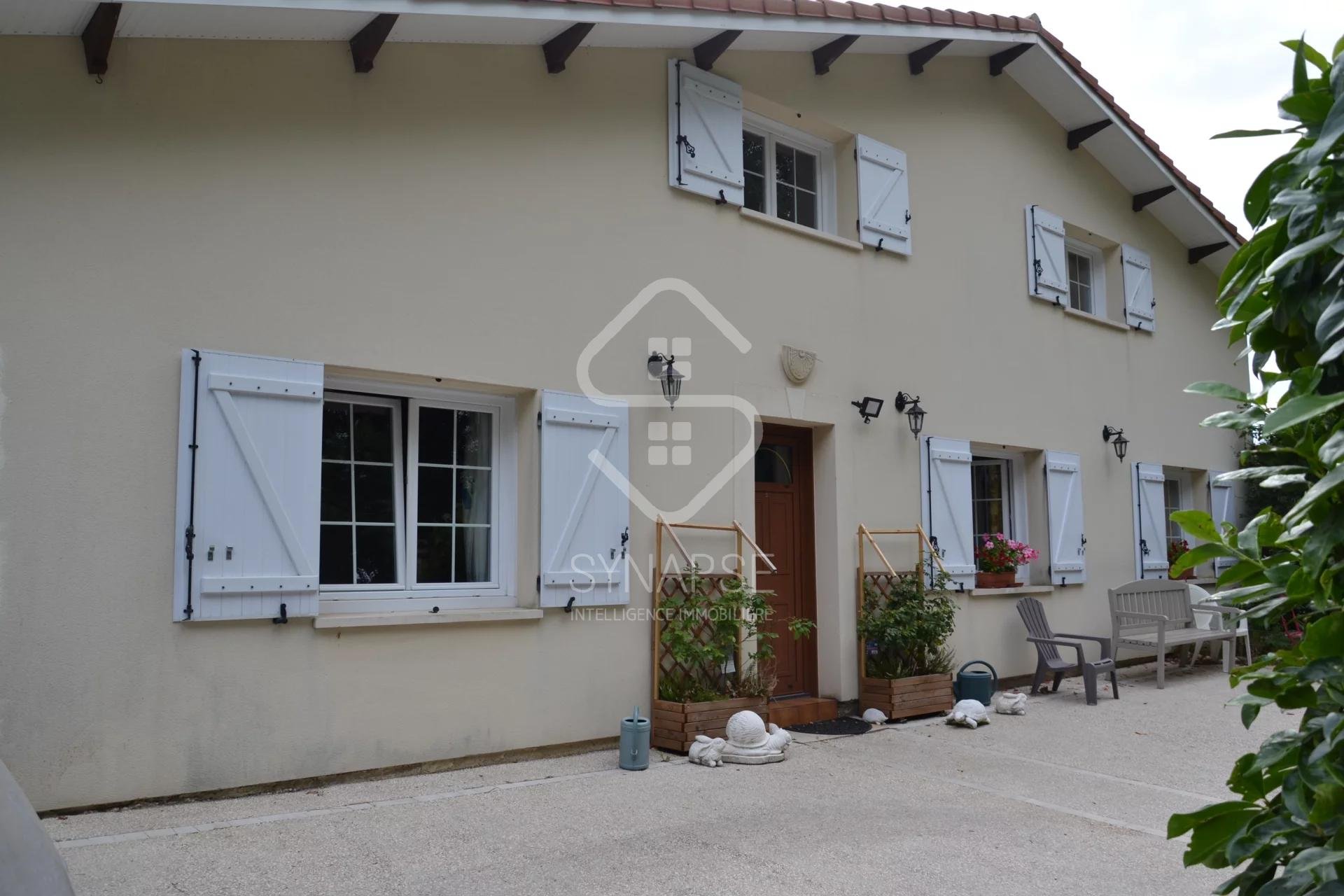 Maison Familiale de 7 pièces à Ludon Medoc avec piscine