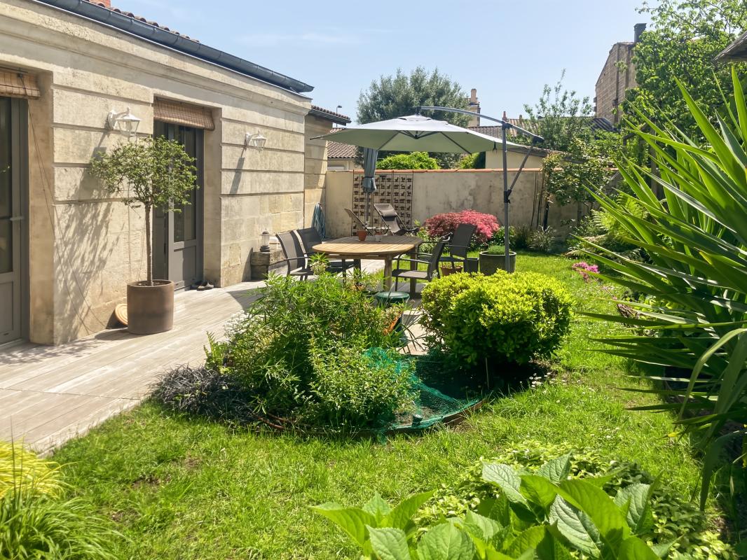 Belle contemporaine avec jardin au cœur de Bordeaux